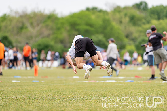 Cal Poly-SLO Slocore vs Oregon Ego in quarterfinals at USAU DI College Nationals