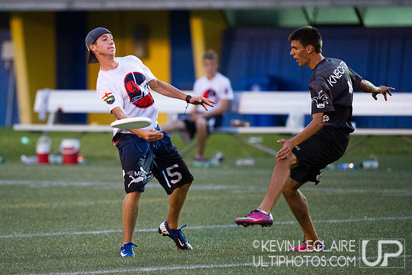 cuc2013_junior_20130814_201106_JBP3104