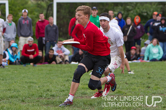 Saturday Pool Play - Round 4 - 2013 D-I College Champs