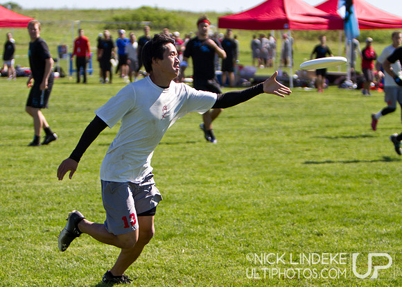 Friday Pool Play - Round 1 - 2013 D-I College Champs