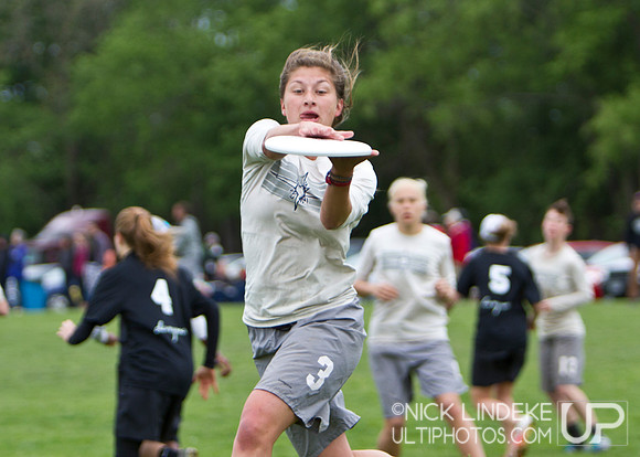 Saturday Pool Play - Round 2 - 2013 D-I College Champs