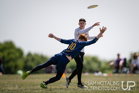 Highlights from pool play USAU DI College Championships at Memorial Stadium