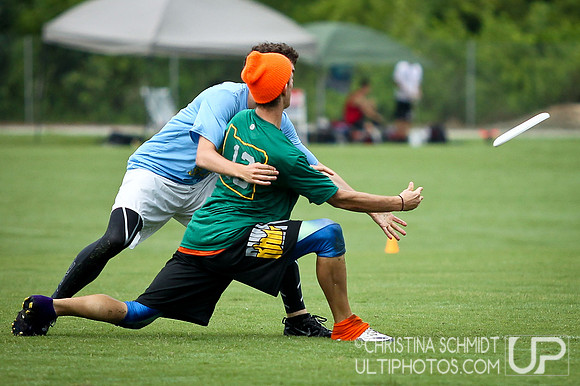Men's Sunday - Round 3 - Christina - Club Terminus 2013