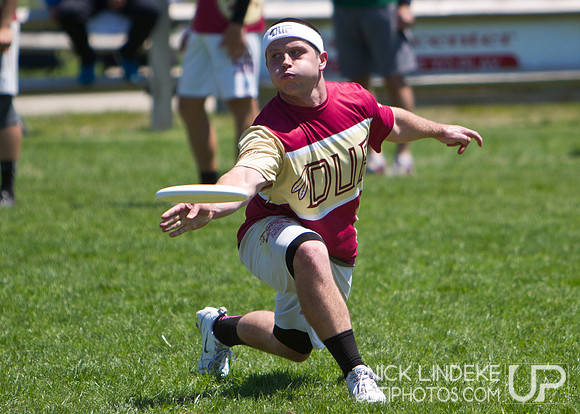 Friday Pool Play - Round 3 - 2013 D-I College Champs