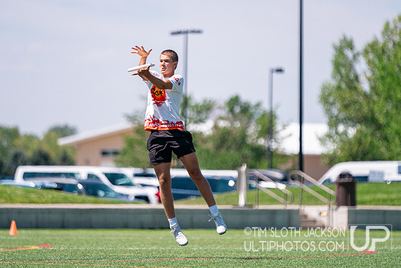 Pool play at 2024 USAU Youth Club Championship
