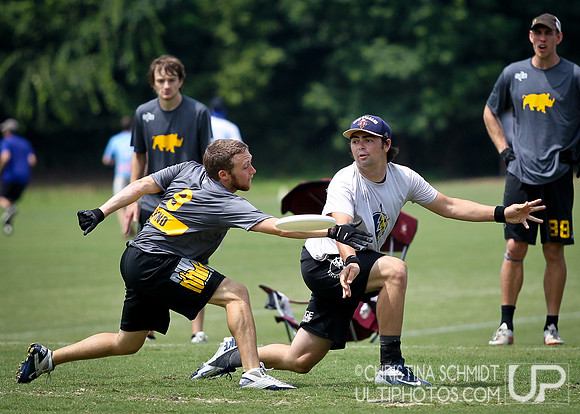 Men's Saturday - Round 2 - Christina - Club Terminus 2013