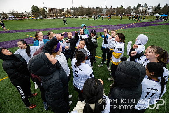 Pool play at Northwest Challenge Women's