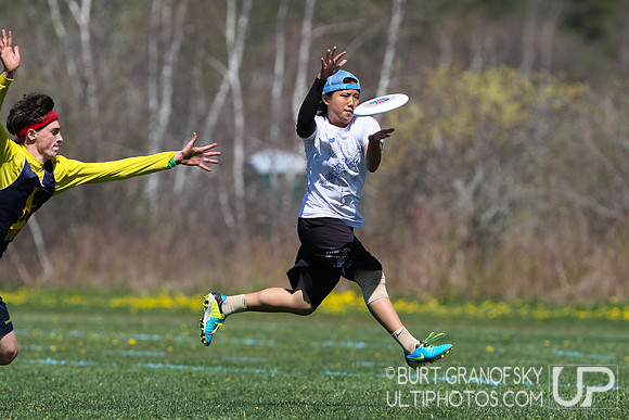Sunday Action, Girls -- USAU 2014 HS Northeastern Championships