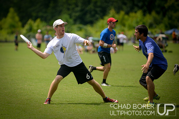 Men's Sunday - Round 5 - Chad - Club Terminus 2013
