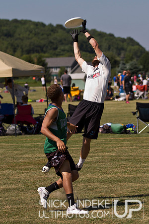 Sunday Action at Cooler Classic 25