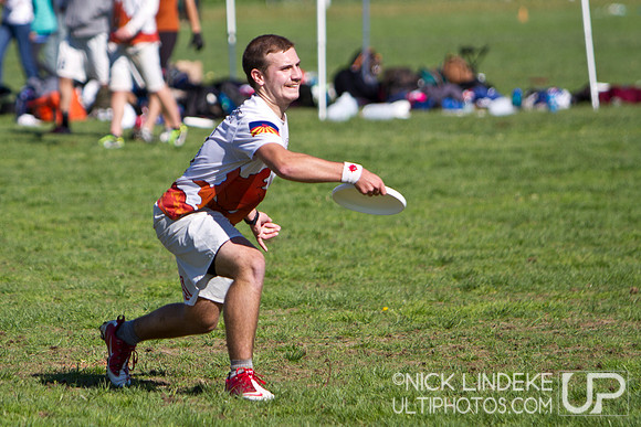 Friday Pool Play - Round 1 - 2013 D-I College Champs