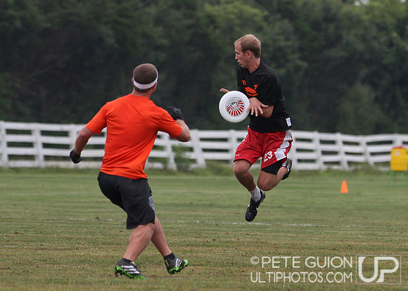 Round 1 of Mixed pool play of the 2013 Chesapeake Open