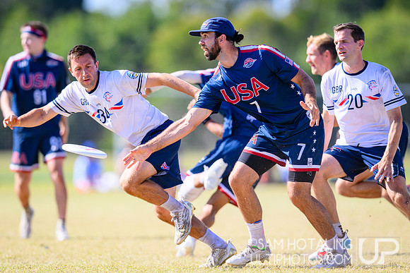 Men’s semifinals during World Ultimate Championships at Runaway Bay Sports Precinct