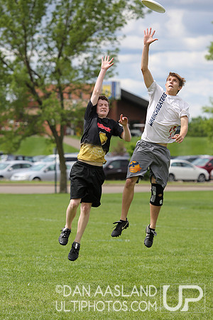 Sat Round 1 - Open D-II - MN HS State Champs 2013