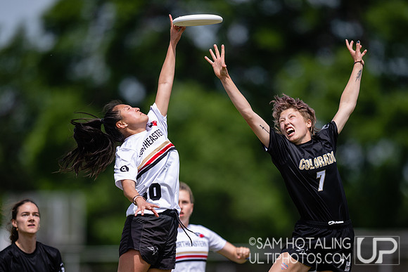 Highlights from pool play during USAU DI College Championships at Heritage Oak Park