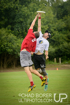 Men's Sunday - Round 4 - Chad - Club Terminus 2013