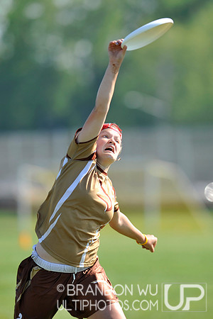 Saturday Women's Pool Play & Crossovers - 2012 USAU D-III College Championships