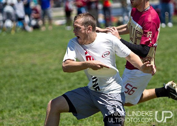Friday Pool Play - Round 3 - 2013 D-I College Champs
