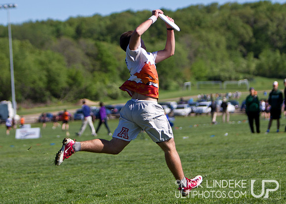 Friday Pool Play - Round 1 - 2013 D-I College Champs