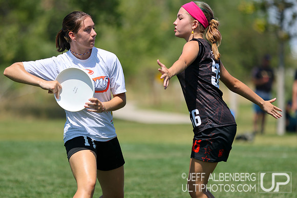 Pool play at USAU Youth Club Championships