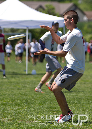 Friday Pool Play - Round 3 - 2013 D-I College Champs