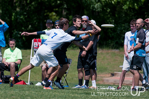 Finals - Open Sun - USAU 2013 HS Southerns