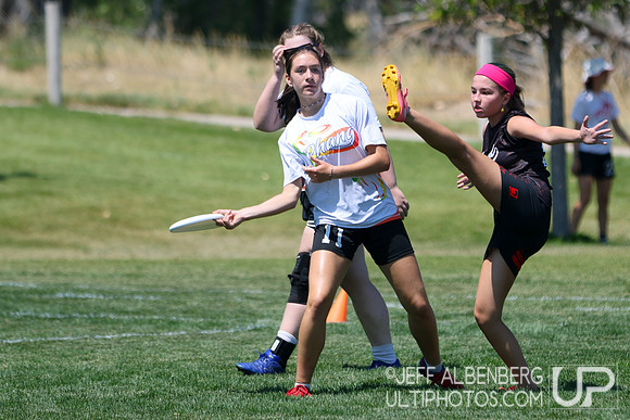 Pool play at USAU Youth Club Championships