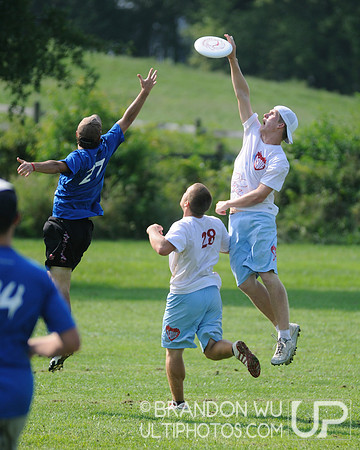 Saturday Open Division Action at Chesapeake Open 2009.