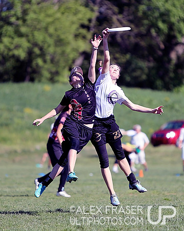 Fri Round 1 - 2013 D-I College Champs