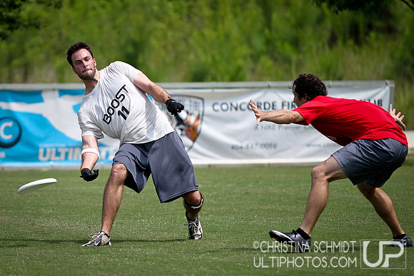 Men's Saturday - Round 2 - Christina - Club Terminus 2013