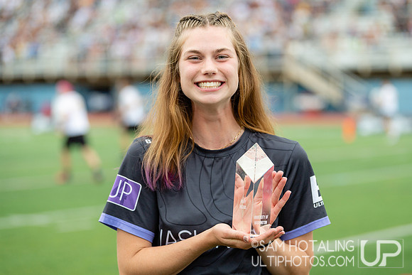 Highlights from semifinals during USAU DI College Championships at Kings Stadium