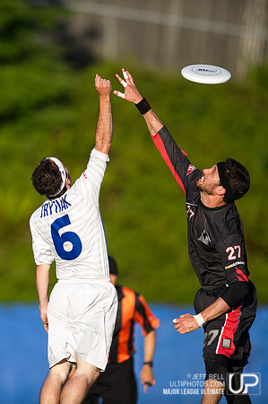 nighthawks_rainmakers_20130622_200129_JBP0930