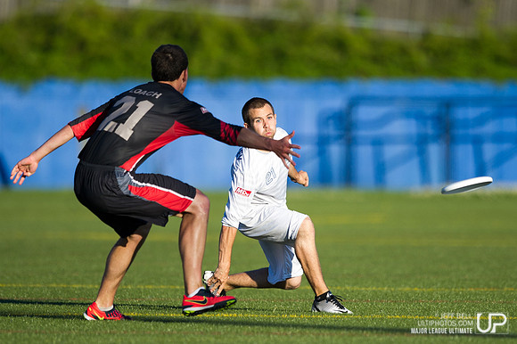 nighthawks_rainmakers_20130622_194645_JBP0700