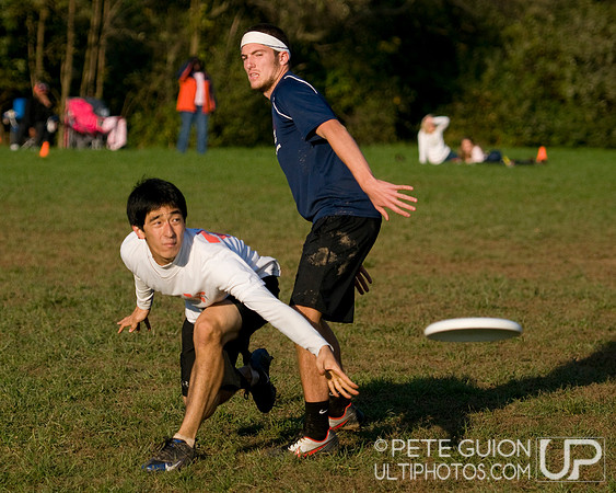 Round 6 Pool Play action from Patriot Games 2011.