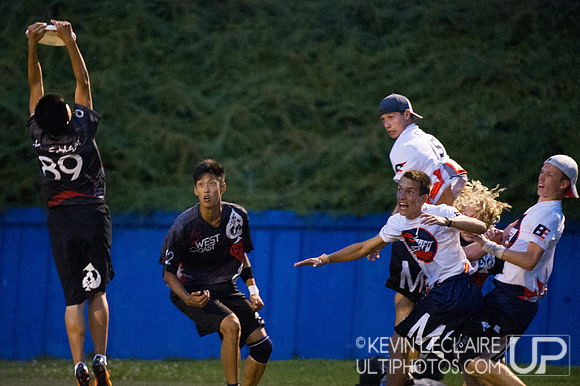 cuc2013_junior_20130814_203133_JBP3305