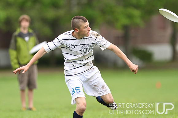 USAU 2013 HS Northeasterns -- Sunday, Open Quarterfinals