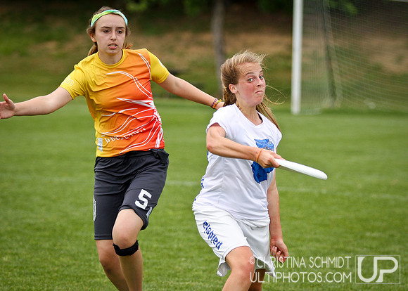 Round 4 - Sat Girls - USAU 2013 HS Southerns