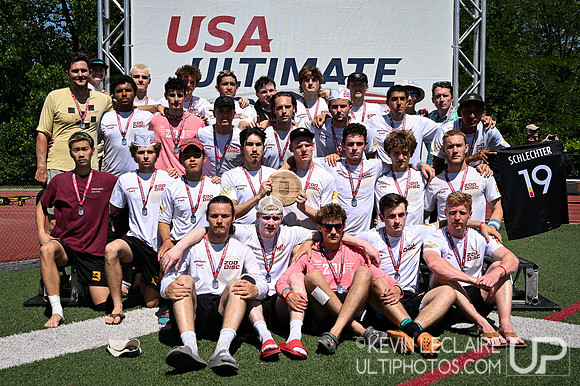 Massachusetts Zoodisc 2nd place Team Photo -- 2023 D1 Champs