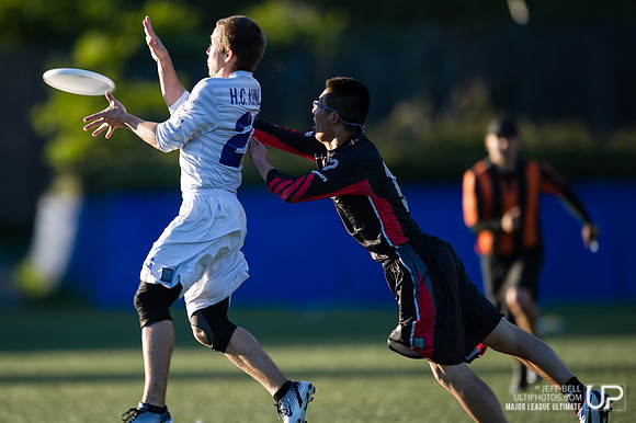 nighthawks_rainmakers_20130525_195012_JBP0584