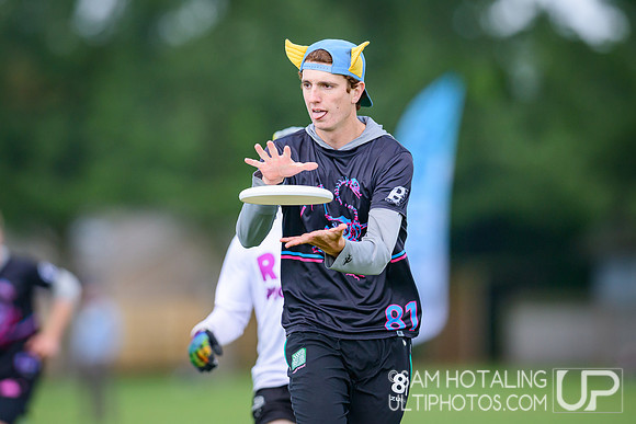 Middlebury Pranksters vs Rochester Piggies in quarterfinals at USAU D-III College Championships
