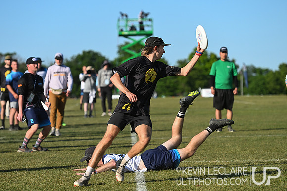 MN Grey Duck v Utah State Scotsmen -- Friday Pool Play -- 2023 D1 Champs
