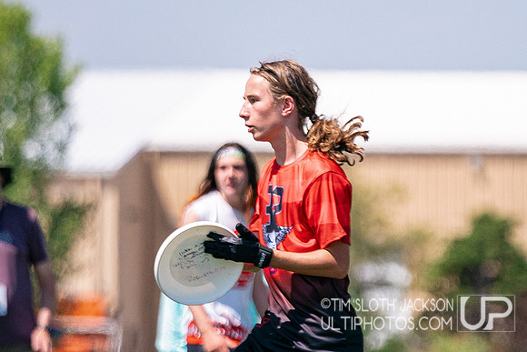 Pool play at 2024 USAU Youth Club Championship