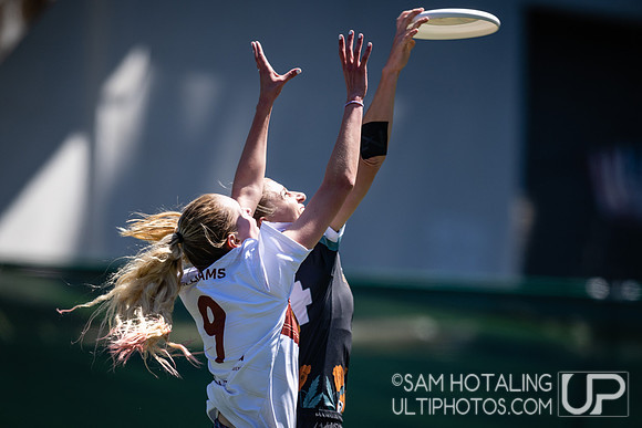 San Diego Super Bloom vs Utah Wild in semifinals at WUL Championship Weekend