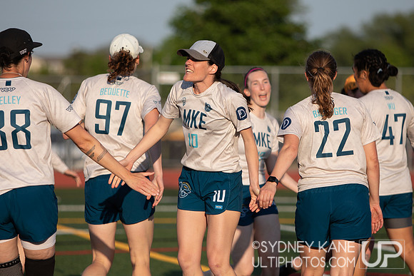 Milwaukee Monarchs vs Indy Red on 5/18/2024 in Hart Park, Wauwat