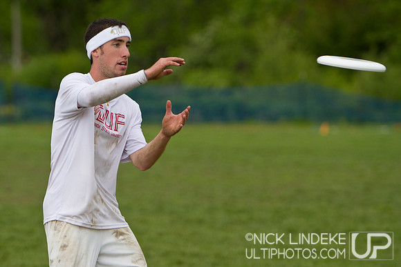 Saturday Pool Play - Round 3 - 2013 D-I College Champs