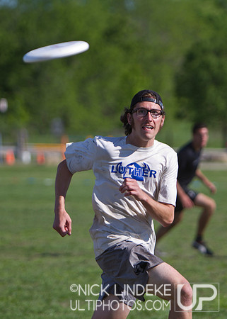 Friday Pool Play - Round 5 - 2013 D-I College Champs