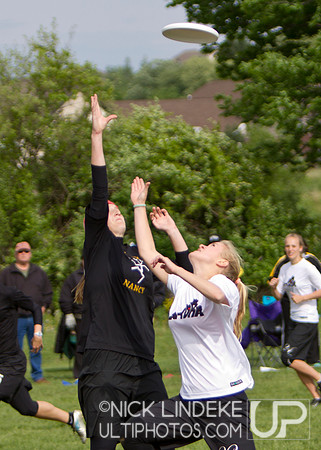 Quarter Finals - 2013 D-I College Champs