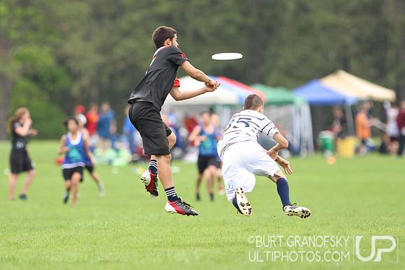USAU 2013 HS Northeasterns -- Sunday, Open Quarterfinals