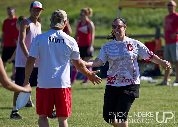Sunday Action at Cooler Classic 25
