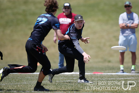Day 1 of 2023 D-I College Championships.